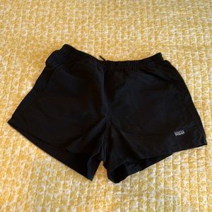 Rugged Patagonia hiking shorts black medium women’s